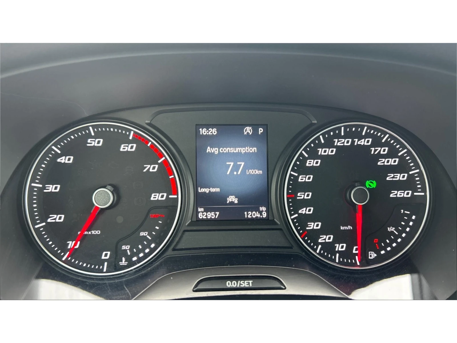 Seat Ateca 1.5 TSi ACT DSG, Месечна вноска от 333  , снимка 15 - Автомобили и джипове - 54955979