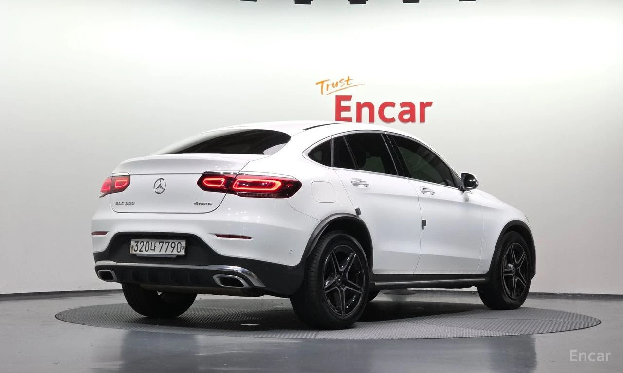 Mercedes-Benz GLC 300 AMG* LINE* COUPE* ХЕДЪП* КАМЕРА* , снимка 2 - Автомобили и джипове - 55468328