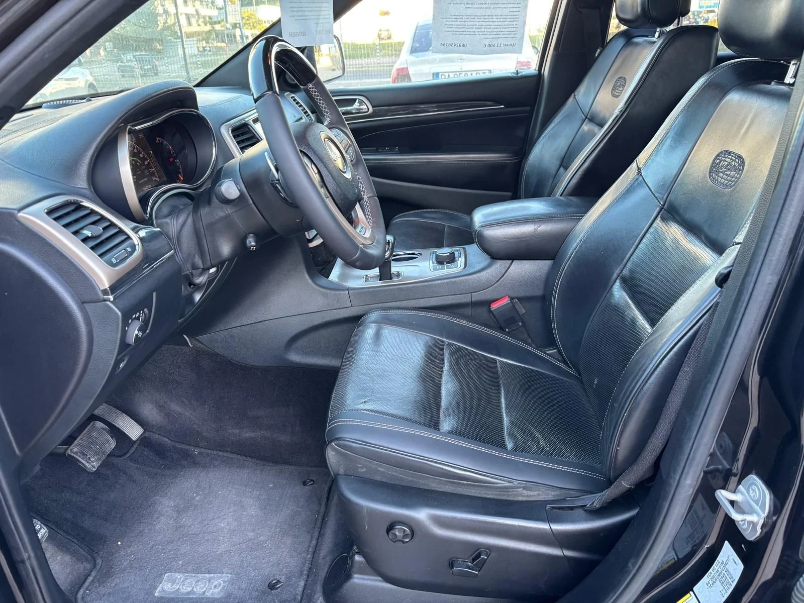 Jeep Grand cherokee 3.0 CRDI Overland, снимка 16 - Автомобили и джипове - 55565953