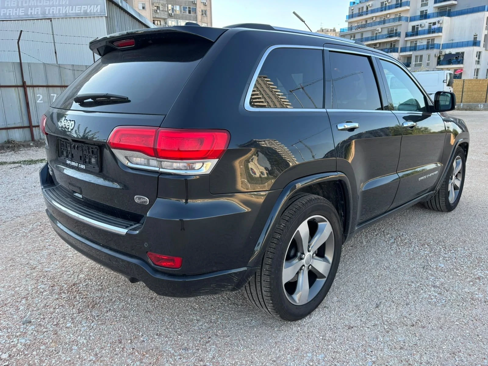 Jeep Grand cherokee 3.0 CRDI Overland, снимка 15 - Автомобили и джипове - 55565953