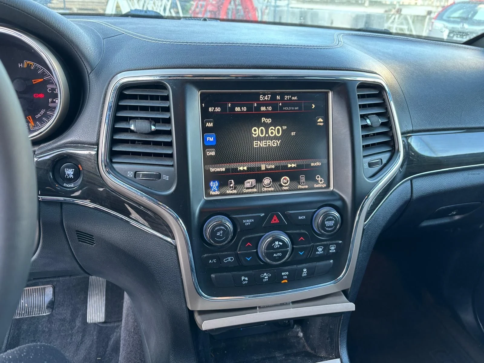 Jeep Grand cherokee 3.0 CRDI Overland, снимка 7 - Автомобили и джипове - 55565953