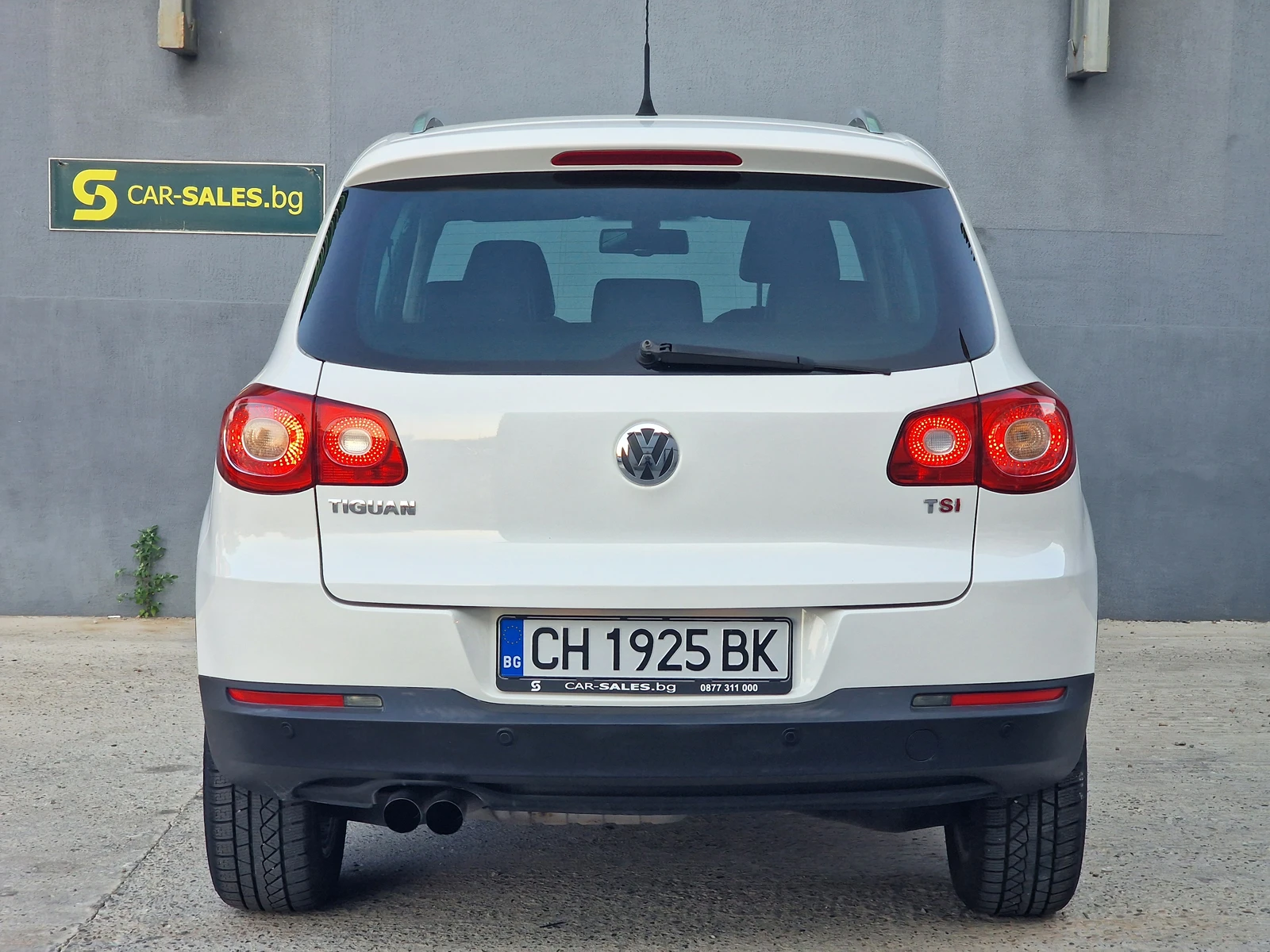 VW Tiguan 1.4 TCi 4MOTION, снимка 7 - Автомобили и джипове - 55625339