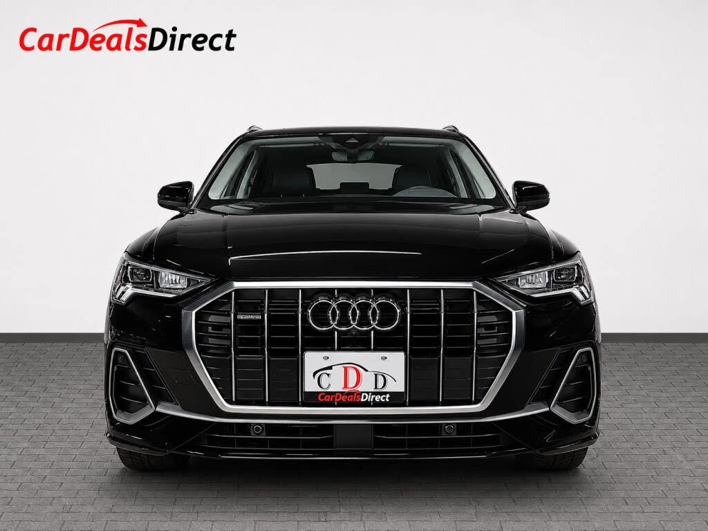 Audi Q3 * TECHNIK * PANO * Автокредит * (Цена до България)