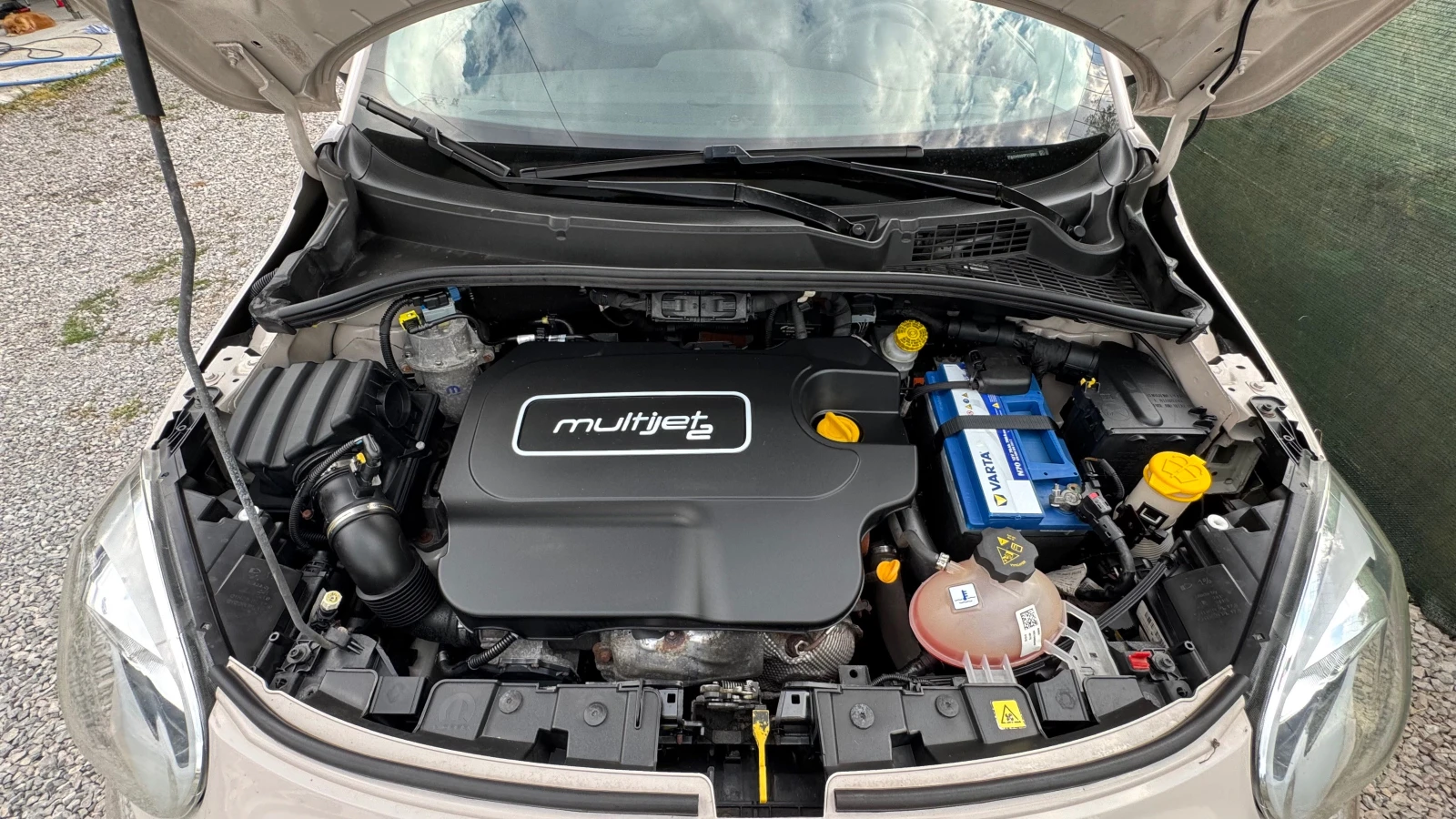 Fiat 500X 1.6 m-jet DISTRONIC FULL TOP, снимка 17 - Автомобили и джипове - 55801402