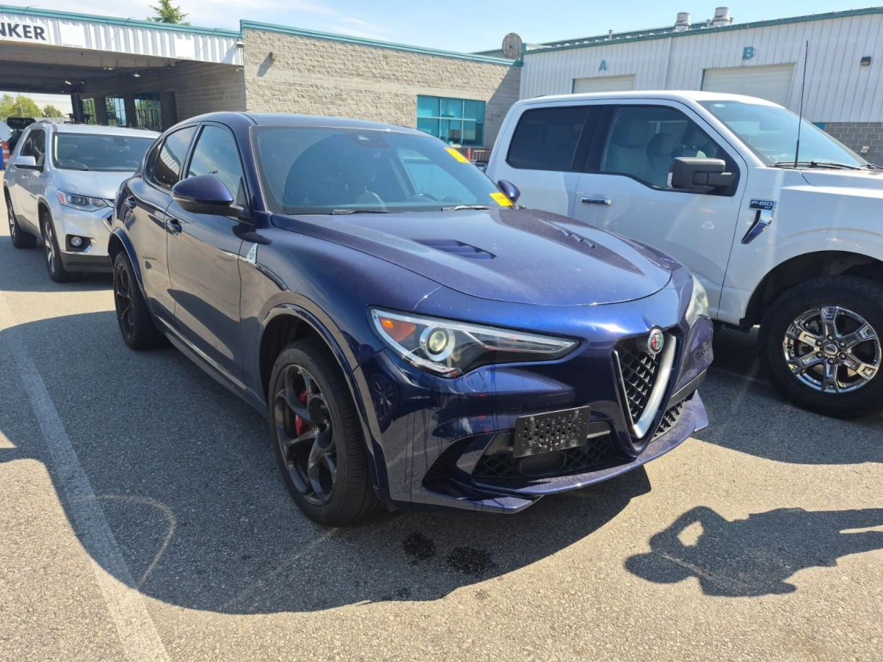 Alfa Romeo Stelvio Quadrifogio* 500 К.С Пълна сервизна история, снимка 2 - Автомобили и джипове - 55927759