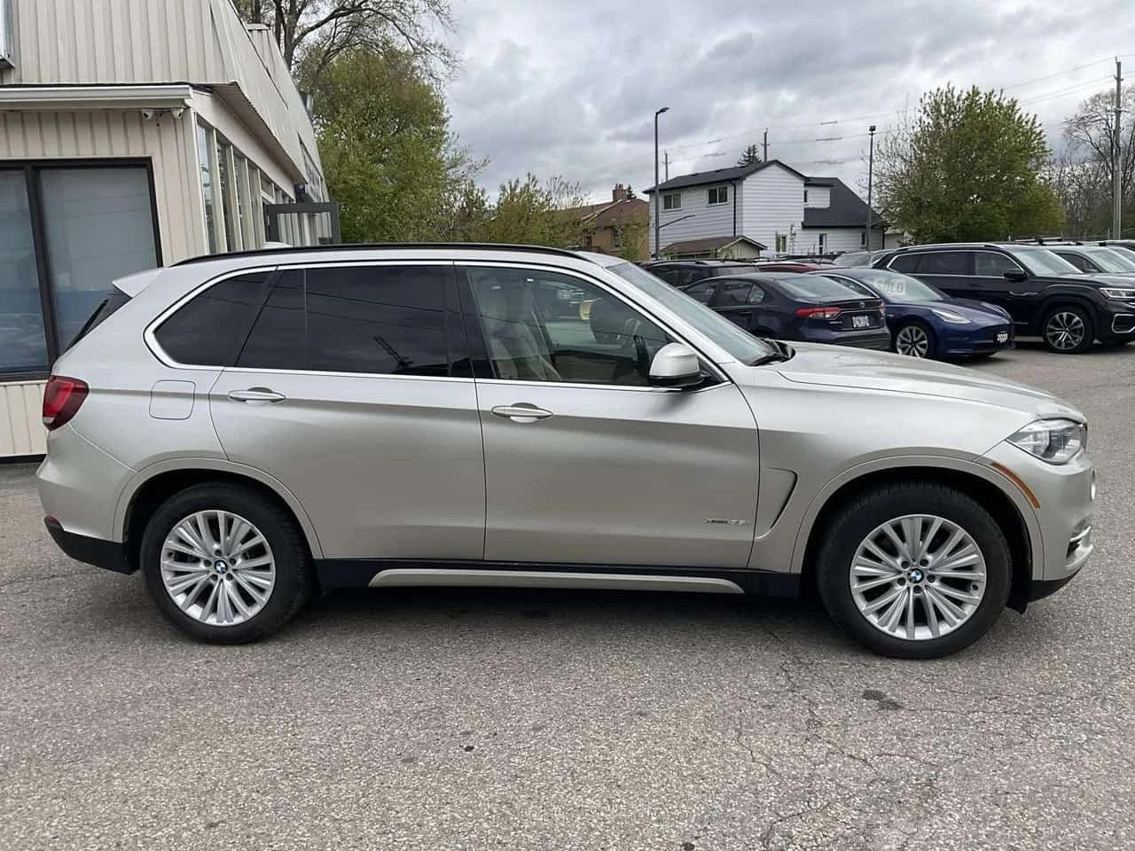 BMW X5 * 35i xDrive35i LTHR! NAV! HUD! 360 CAM! BSM! NIGH | Mobile.bg � ����������� 10