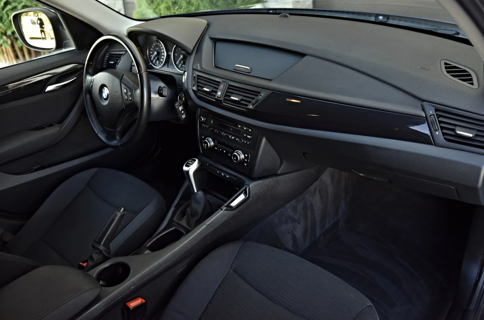 BMW X1 1.8 x drive, снимка 16 - Автомобили и джипове - 56300968