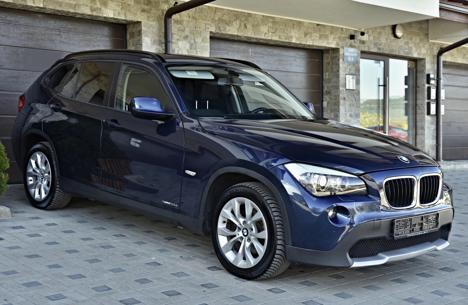 BMW X1 1.8 x drive, снимка 3 - Автомобили и джипове - 56300968