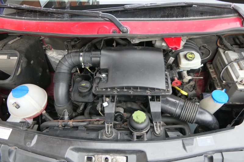 VW Crafter, снимка 11 - Бусове и автобуси - 52283154