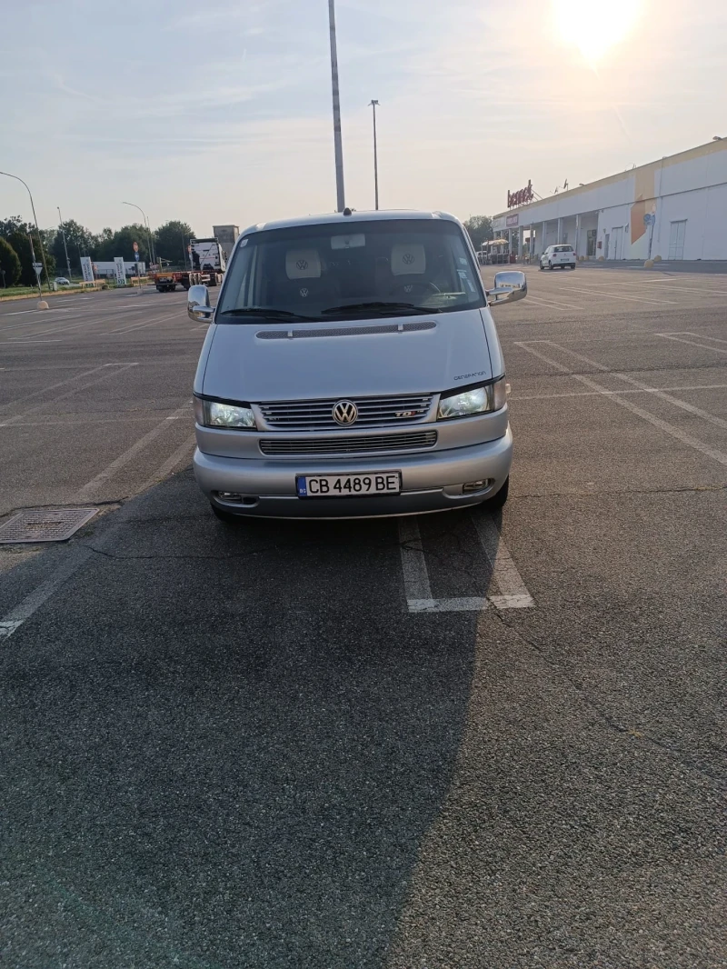 VW Multivan, снимка 3 - Бусове и автобуси - 53431285