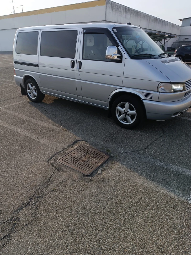 VW Multivan, снимка 4 - Бусове и автобуси - 53431285