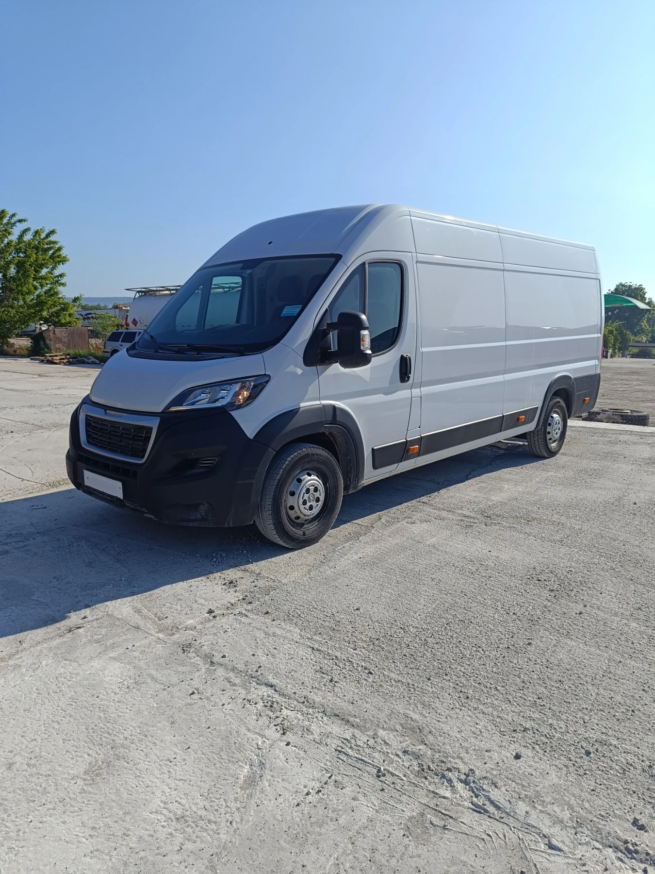 Peugeot Boxer Peugeot Boxer 435 2.2 L4 H2 165 k.c - изображение 3