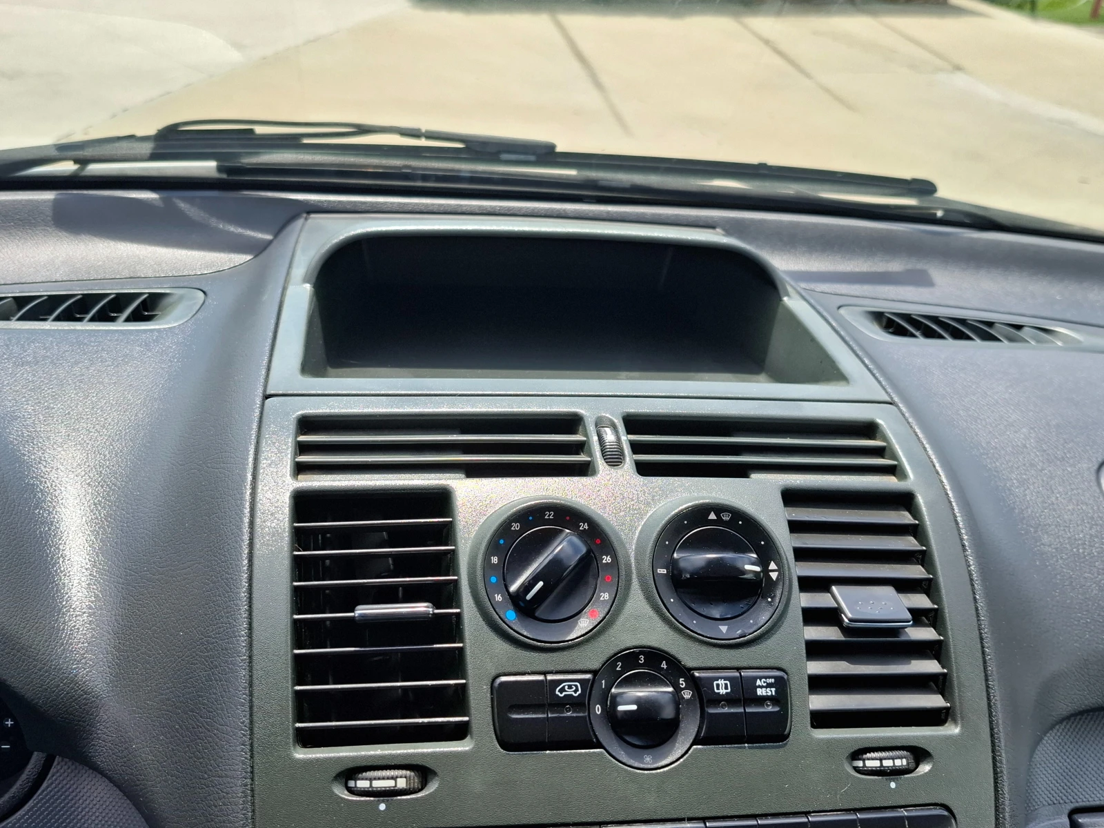 Mercedes-Benz Vito 111CDI/Клима/Maxi - изображение 9