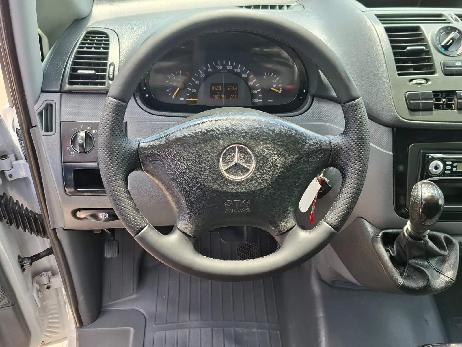 Mercedes-Benz Vito 111CDI/Клима/Maxi - изображение 7