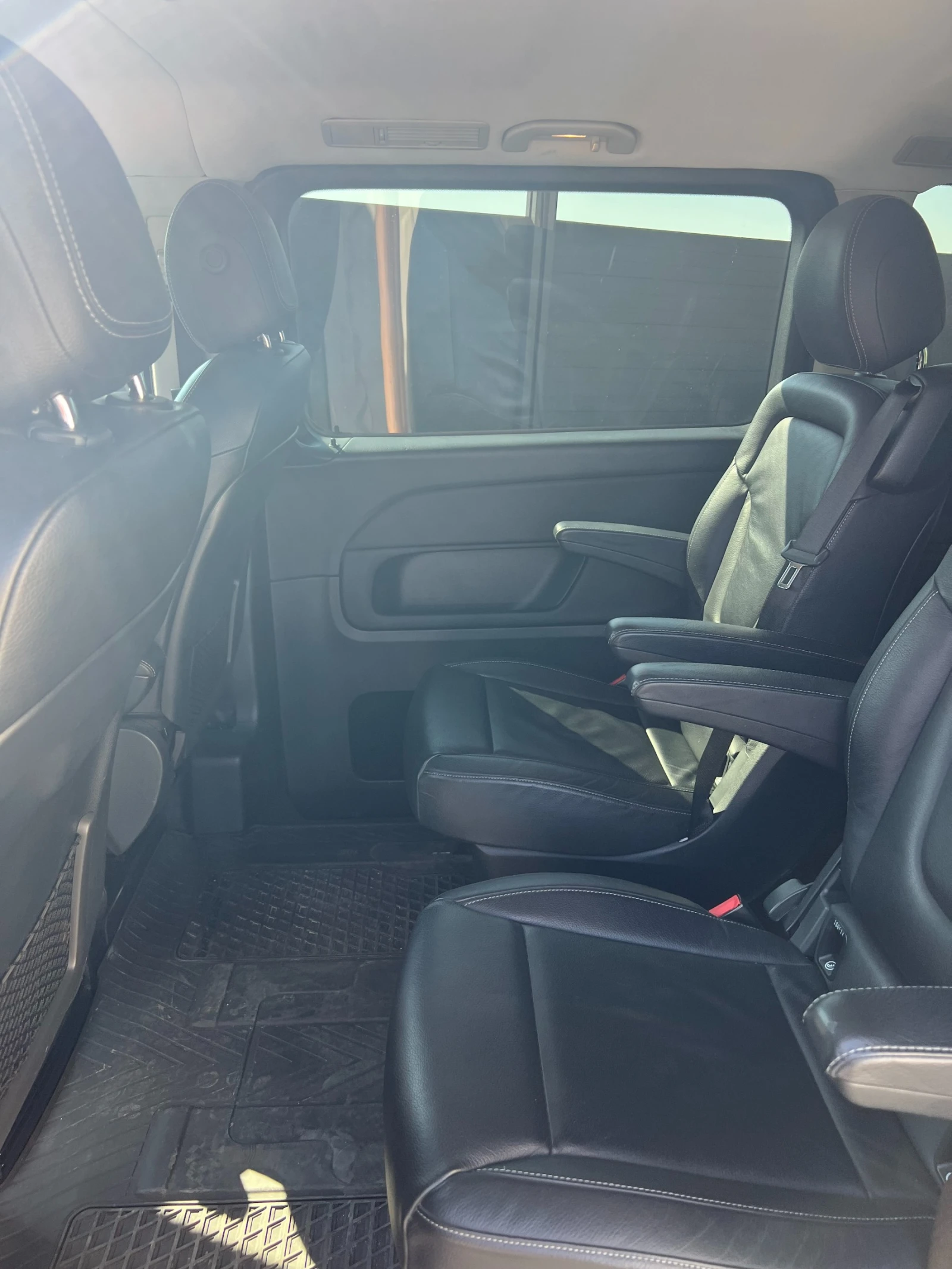 Mercedes-Benz V 250  - изображение 8