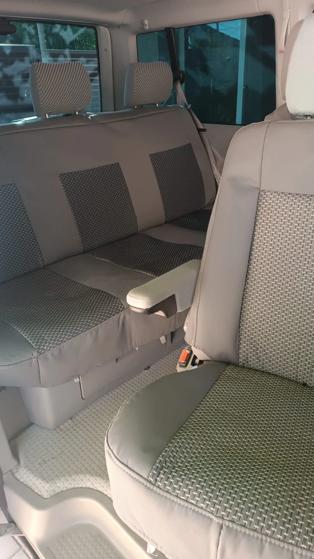 VW Multivan  - изображение 6