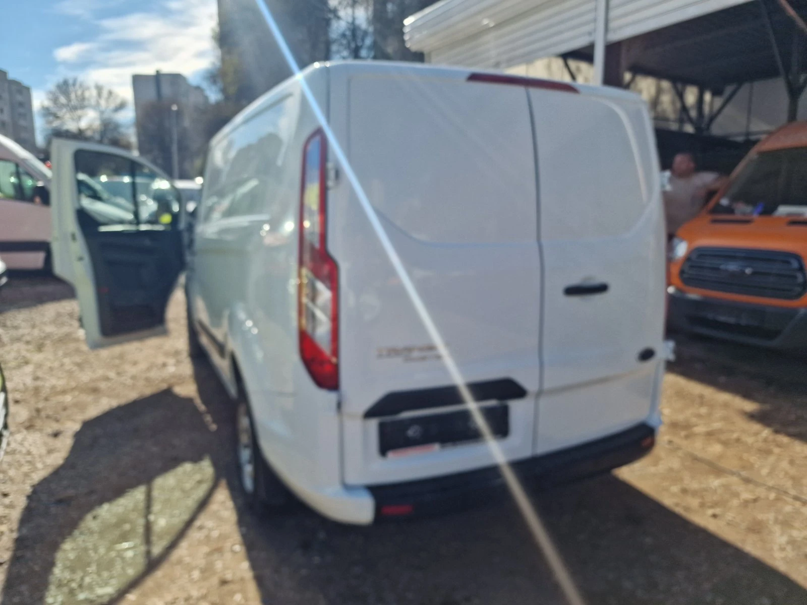 Ford Transit 2.0TDCi, снимка 7 - Бусове и автобуси - 55096951