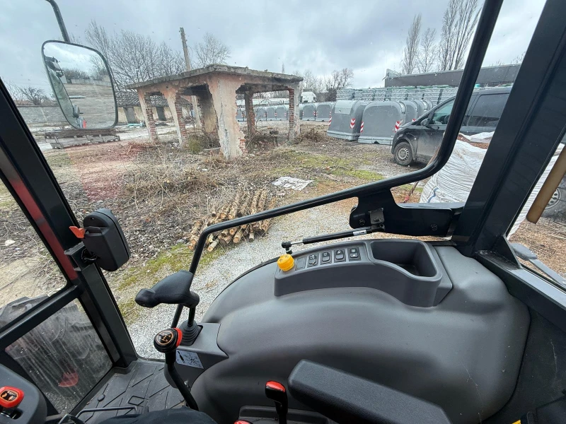 Трактор Kioti DK6020, снимка 9 - Селскостопанска техника - 53520883