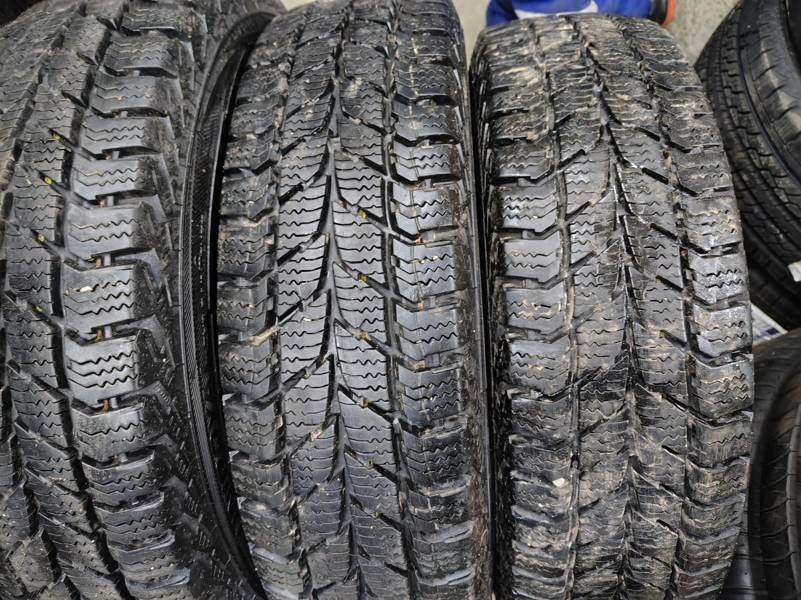 Гуми Зимни 185/75R16, снимка 4 - Гуми и джанти - 55835668