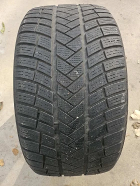 Гуми Зимни 255/35R20, снимка 5 - Гуми и джанти - 52570551