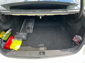 Mercedes-Benz E 220, снимка 11
