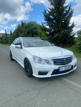 Mercedes-Benz E 220, снимка 1