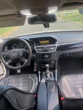 Mercedes-Benz E 220, снимка 8