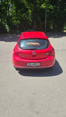 Opel Astra - 7299 € / 14275.60 лв. - 27021812 11