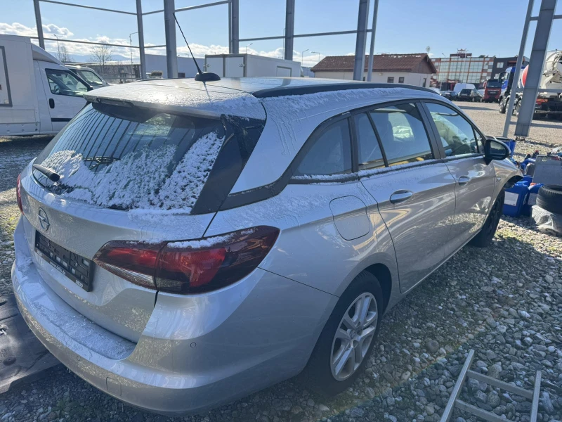 Opel Astra K 1.5 CDTI, снимка 4 - Автомобили и джипове - 42932157