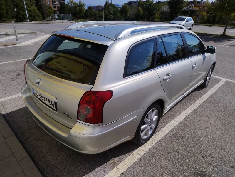 Toyota Avensis 2.0d2d клима, снимка 9 - Автомобили и джипове - 48300885