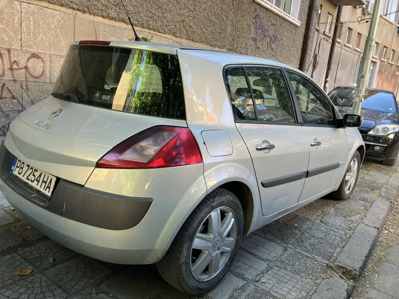 Renault Megane, снимка 1 - Автомобили и джипове - 47454236