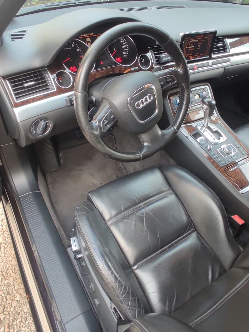 Audi A8, снимка 6 - Автомобили и джипове - 47769791