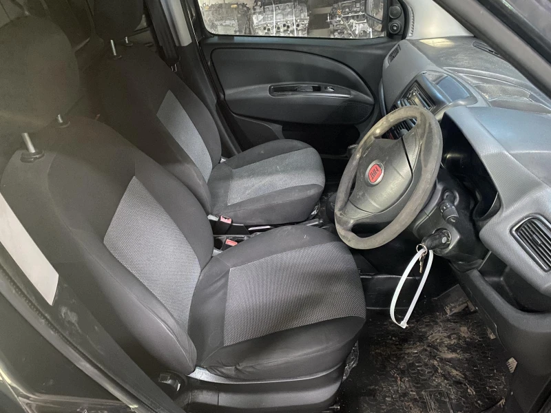 Fiat Doblo 1.3cdti, снимка 6 - Автомобили и джипове - 48706769