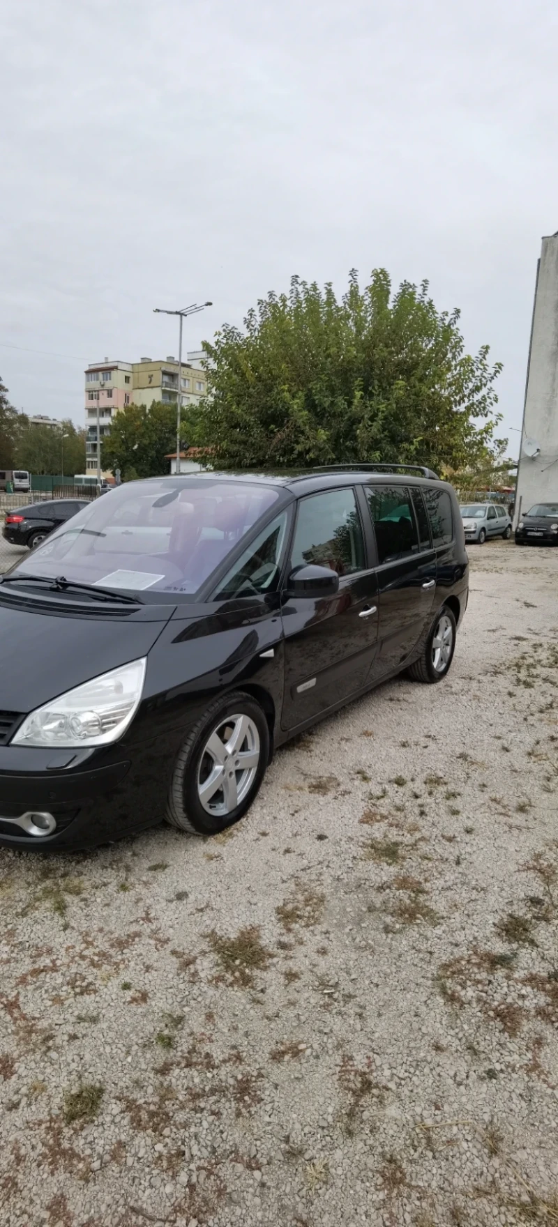 Renault Espace 2.0 DCI 173кс НАВИ, снимка 2 - Автомобили и джипове - 49104119