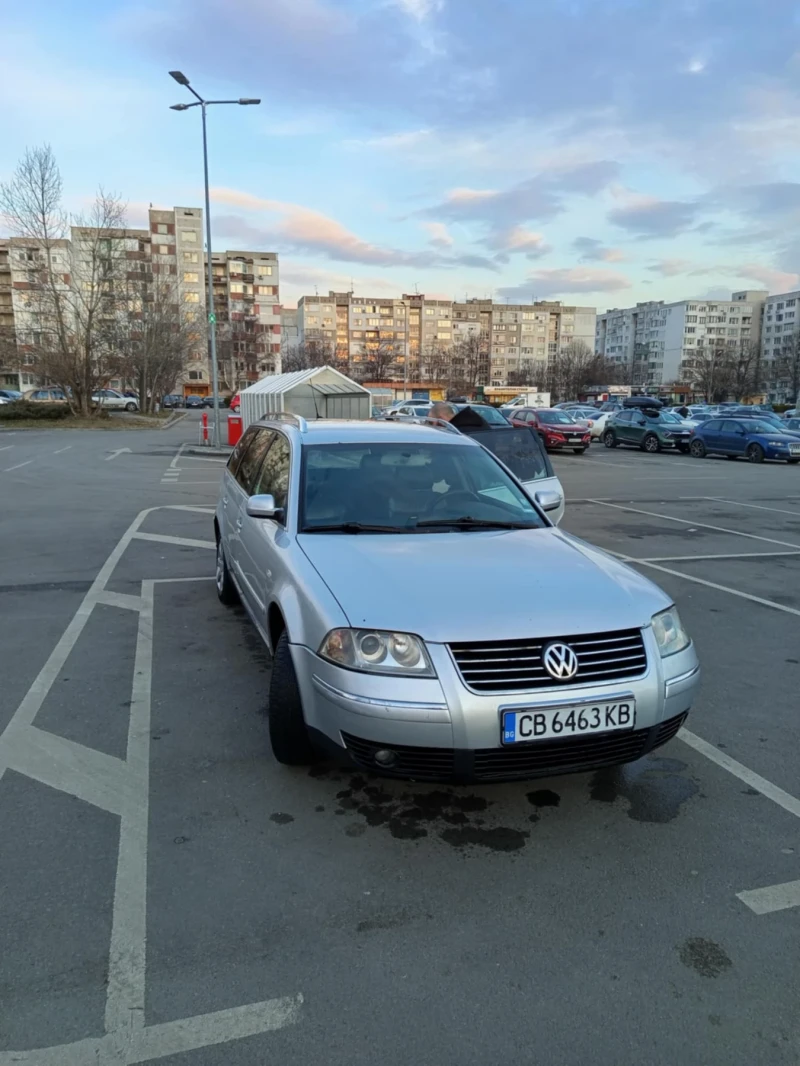 VW Passat 1.9 TDI, снимка 2 - Автомобили и джипове - 49119035