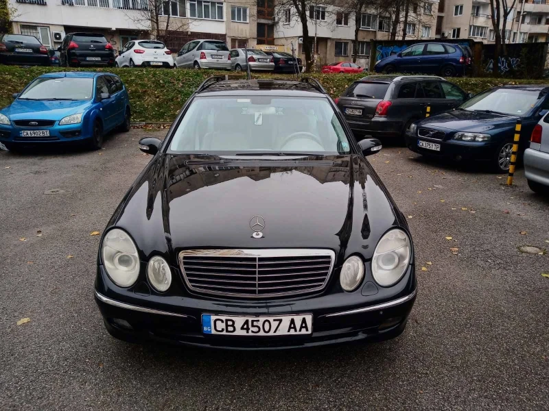 Mercedes-Benz E 320, снимка 10 - Автомобили и джипове - 49199770