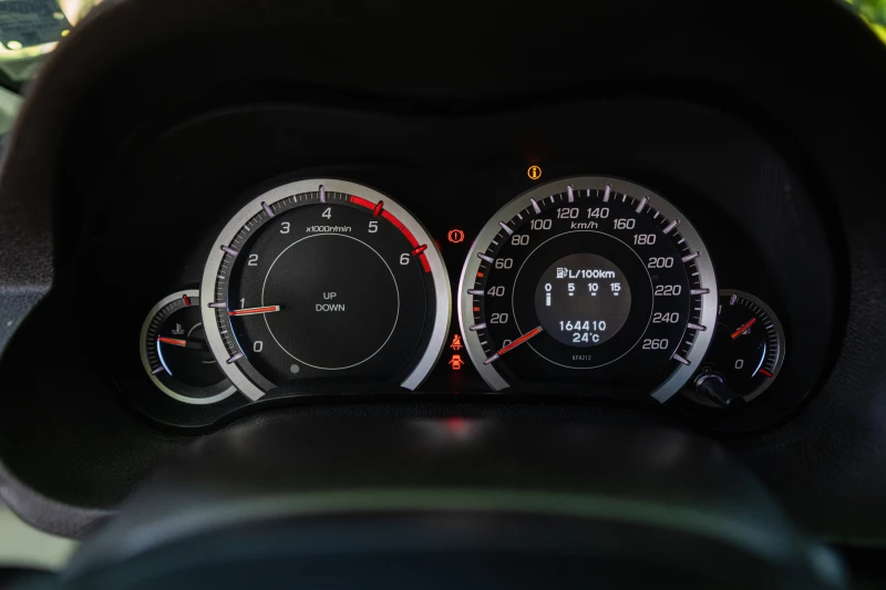 Honda Accord 2.2 i-CDTi 150, снимка 14 - Автомобили и джипове - 52242156