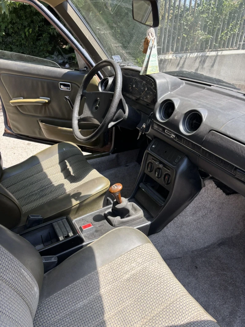 Mercedes-Benz 123, снимка 9 - Автомобили и джипове - 52568144
