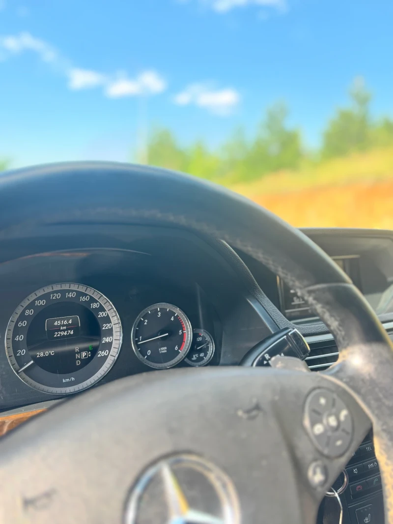 Mercedes-Benz E 200   7G-Tronic ЛИЗИНГ, снимка 7 - Автомобили и джипове - 51317905