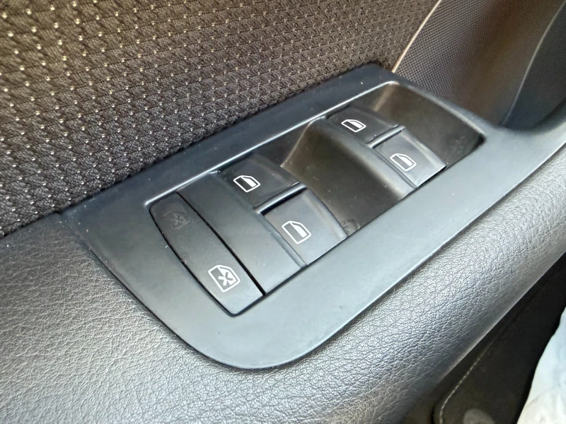 Audi A6 Avant 3.0d 239 к.с./S line/ГАРАНЦИЯ 6 МЕСЕЦА , снимка 15 - Автомобили и джипове - 52816457