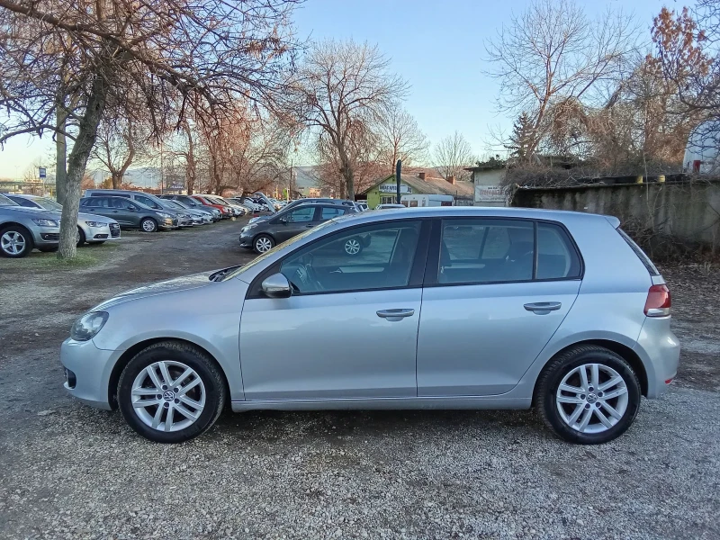 VW Golf 1.6i-ГАЗ-HIGH LINE, снимка 2 - Автомобили и джипове - 53113154