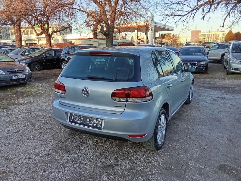 VW Golf 1.6i-ГАЗ-HIGH LINE, снимка 4 - Автомобили и джипове - 53113154