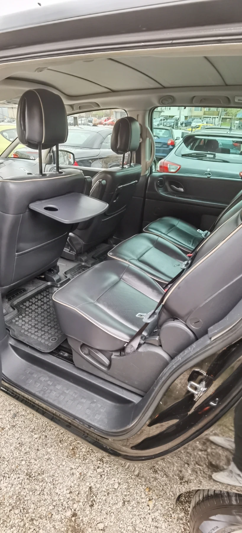 Renault Espace 2.0 DCI 173кс НАВИ - изображение 6