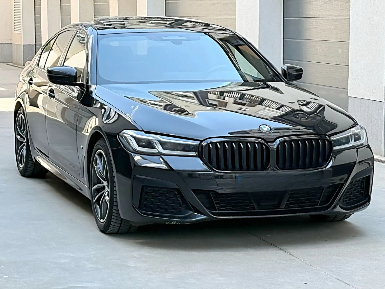 BMW 530 BMW 530d M Packet* LASER* SHADOW* HUD* CAM* DIGITA - изображение 10