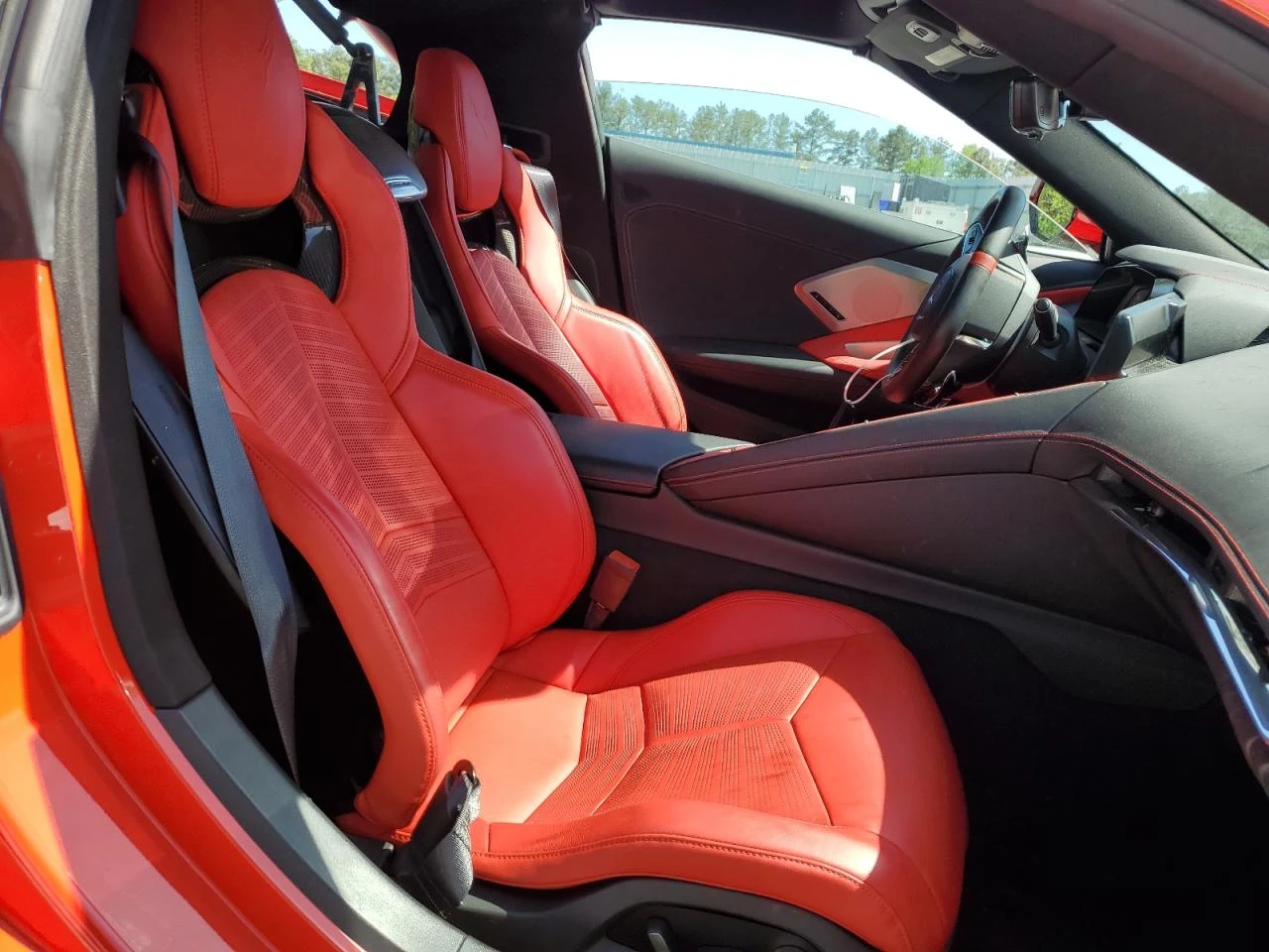 Chevrolet Corvette Stringray 2LT - изображение 10