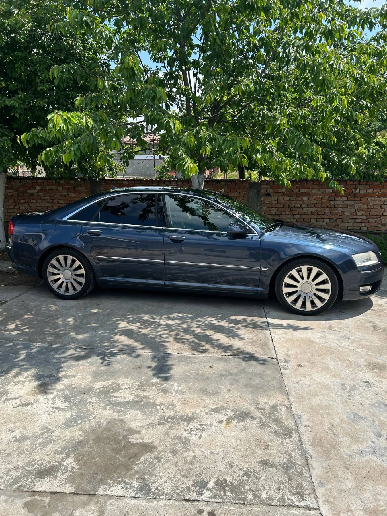 Audi A8  - изображение 2