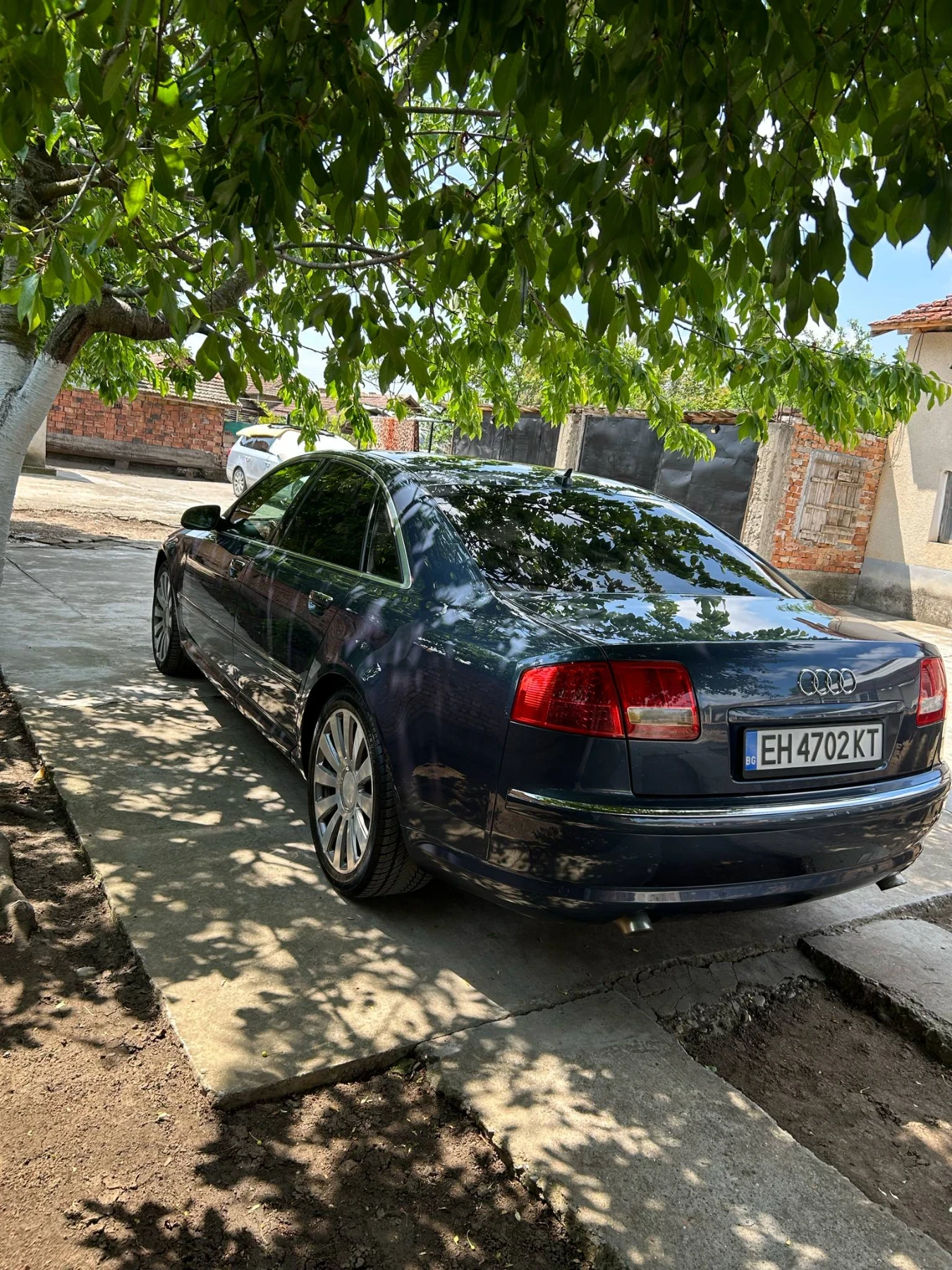 Audi A8  - изображение 4
