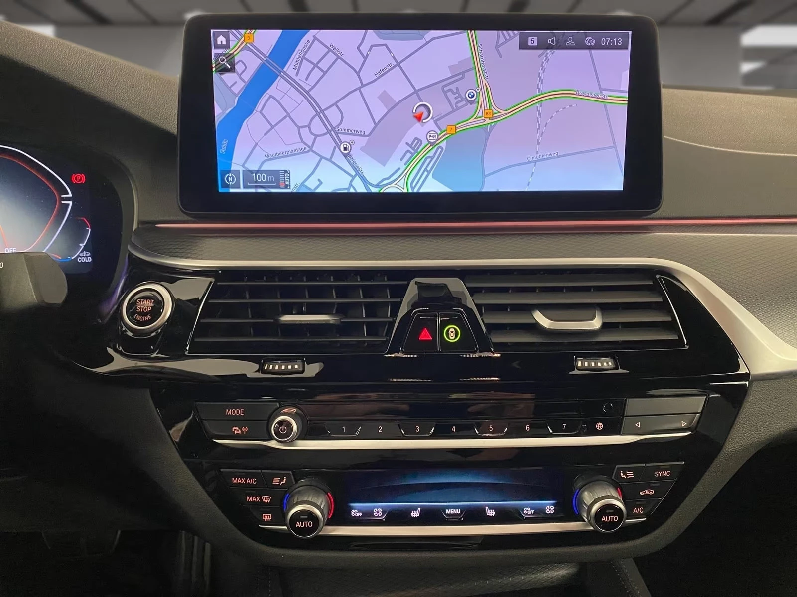 BMW 530 d/M-SPORT/286HP/LCPP/CAM/HIFI/AMBI/KLESS/LED/576f | Mobile.bg   12