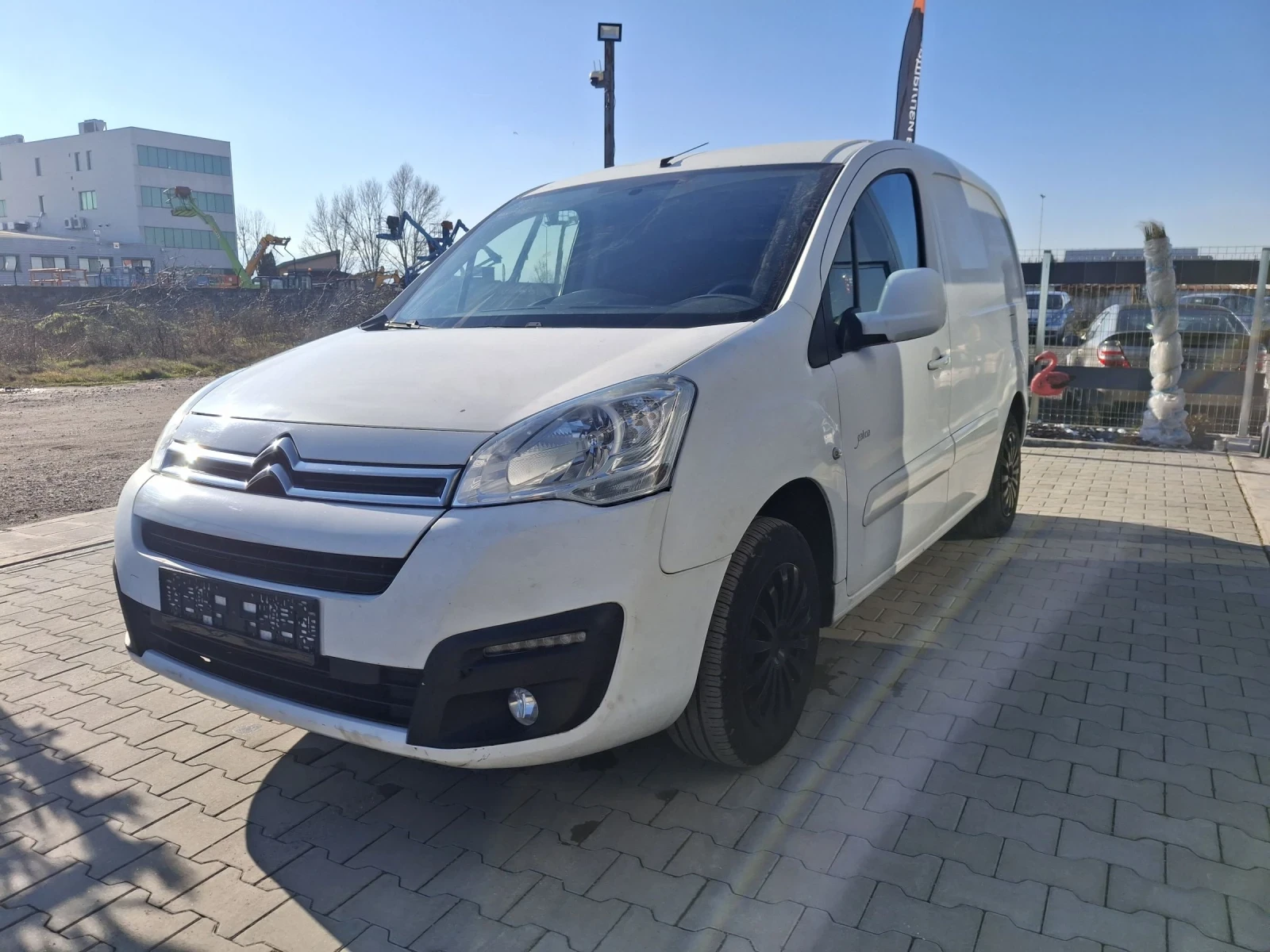 Citroen Berlingo 1.6HDI* * face* * Euro6* * AUTOMAT  - изображение 2