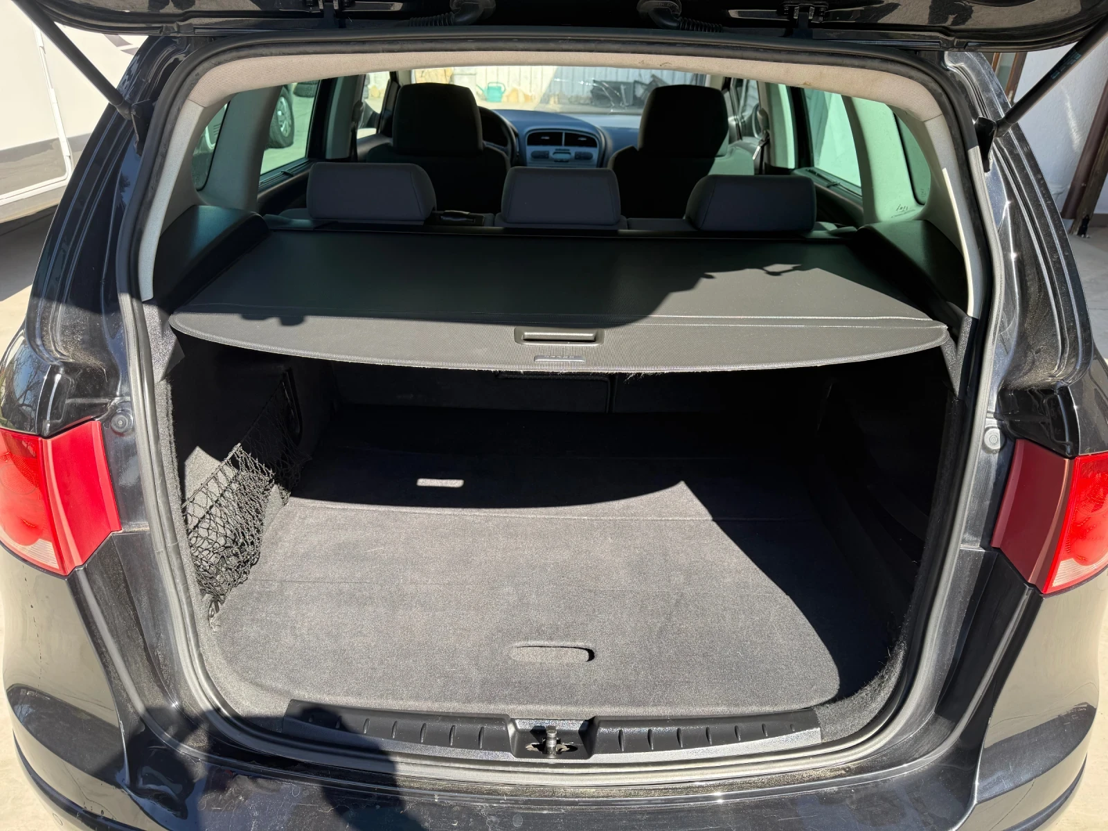 Seat Altea XL* 1.6i* ГАЗ* , снимка 13 - Автомобили и джипове - 53737374